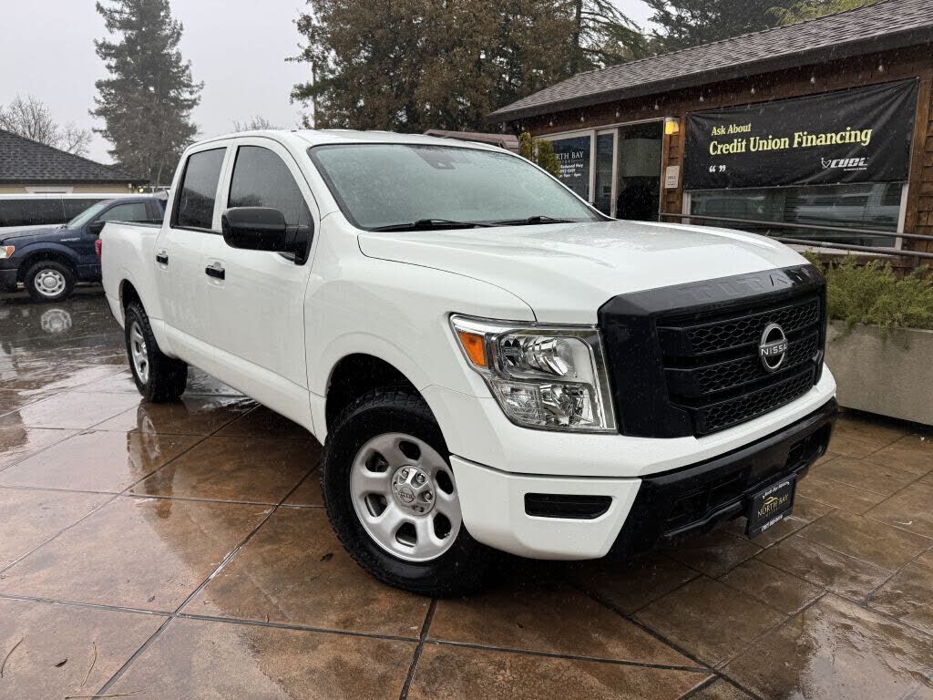 2023 NISSAN Titan