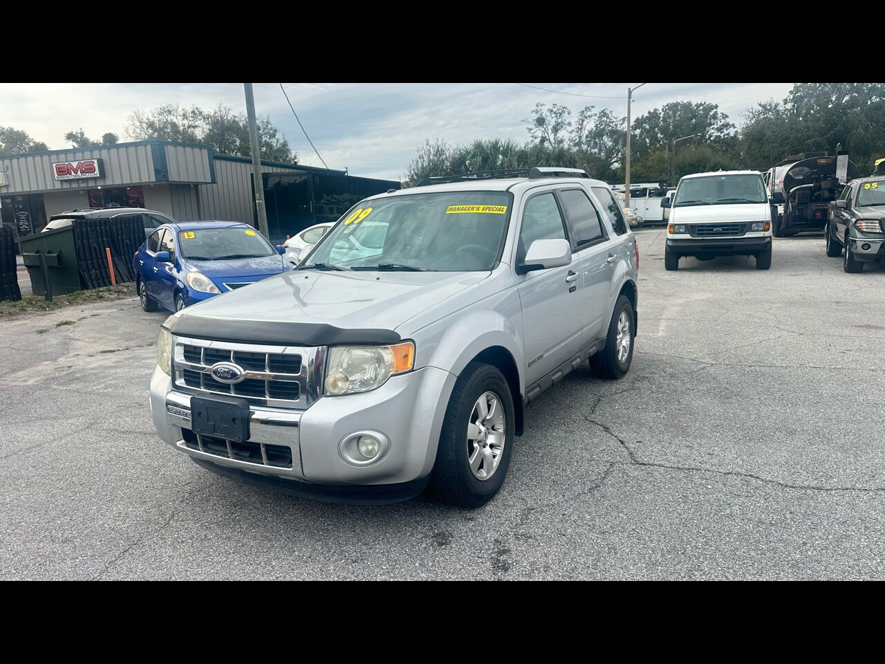 2009 FORD Escape