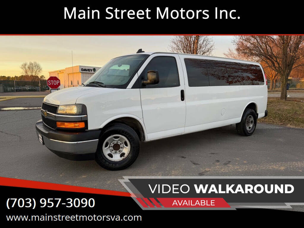 2020 CHEVROLET Express