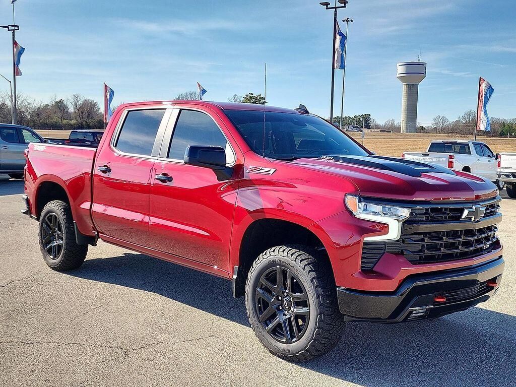 2025 CHEVROLET Silverado