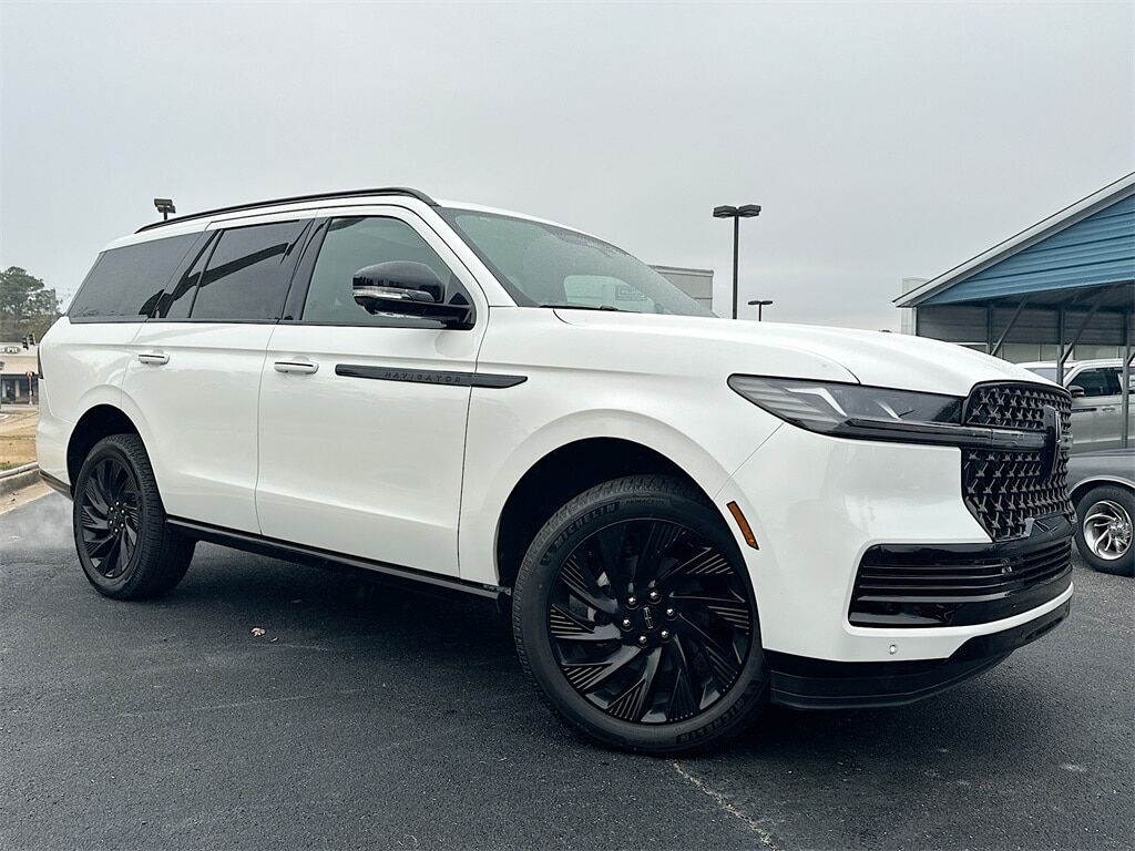 2025 LINCOLN Navigator