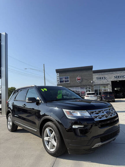2019 FORD Explorer