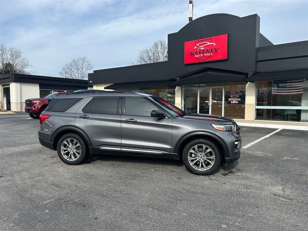 2021 FORD Explorer