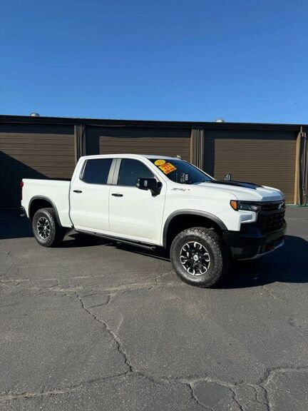 2023 CHEVROLET Silverado