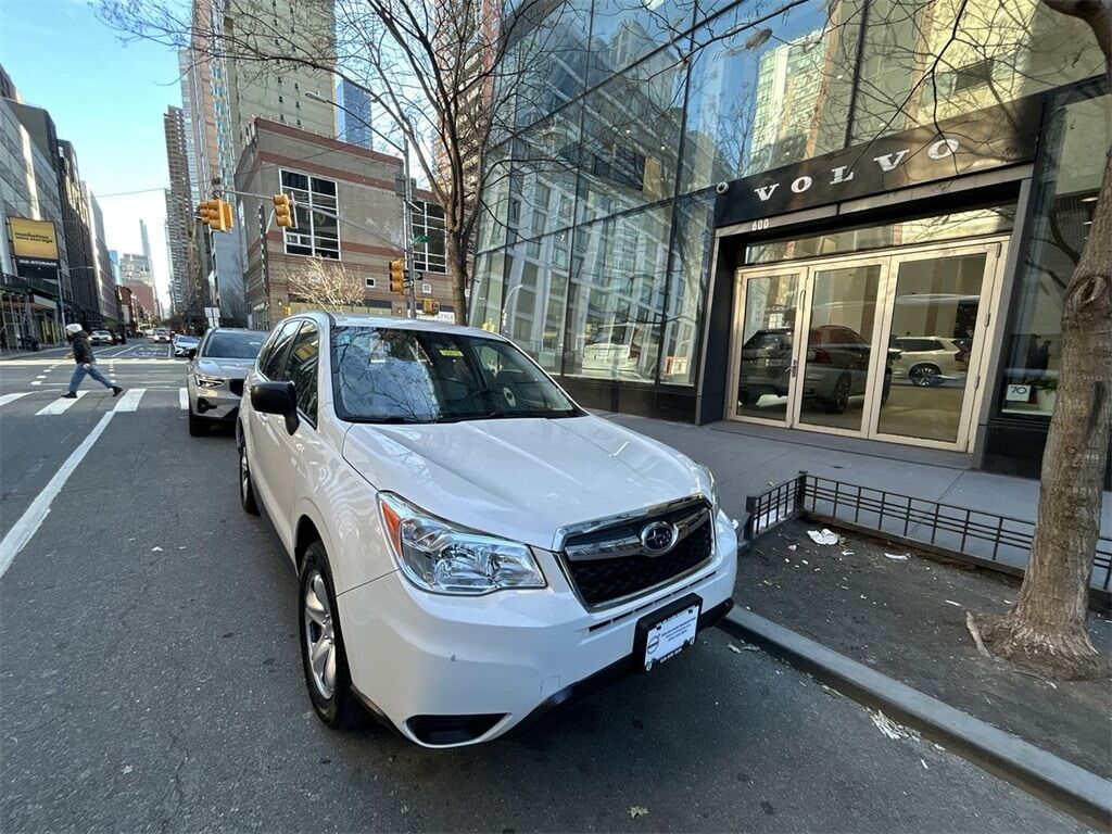 2016 SUBARU Forester