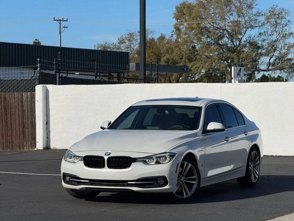 2018 BMW 3 Series