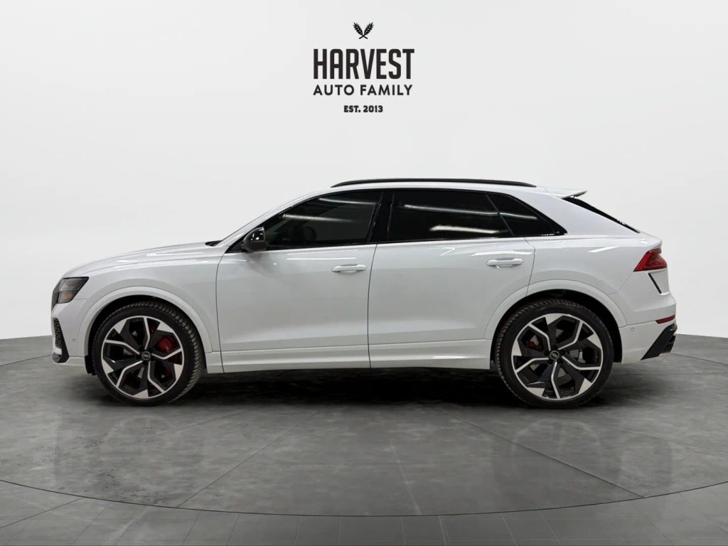 2024 Audi RS Q8