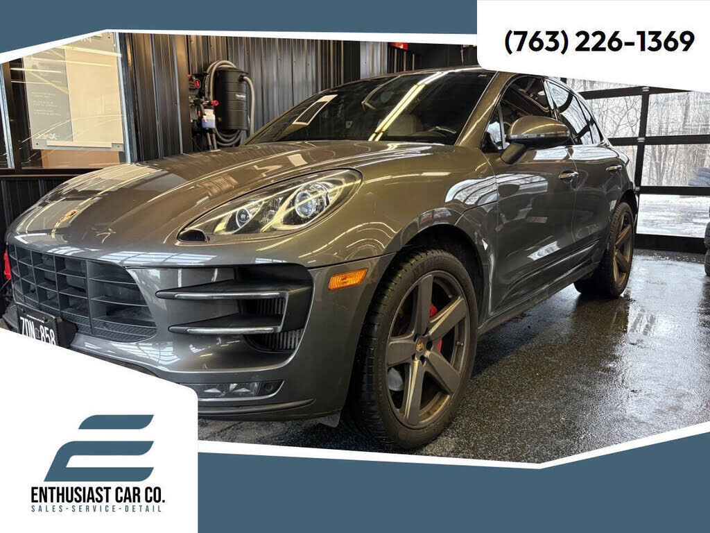 2018 PORSCHE Macan