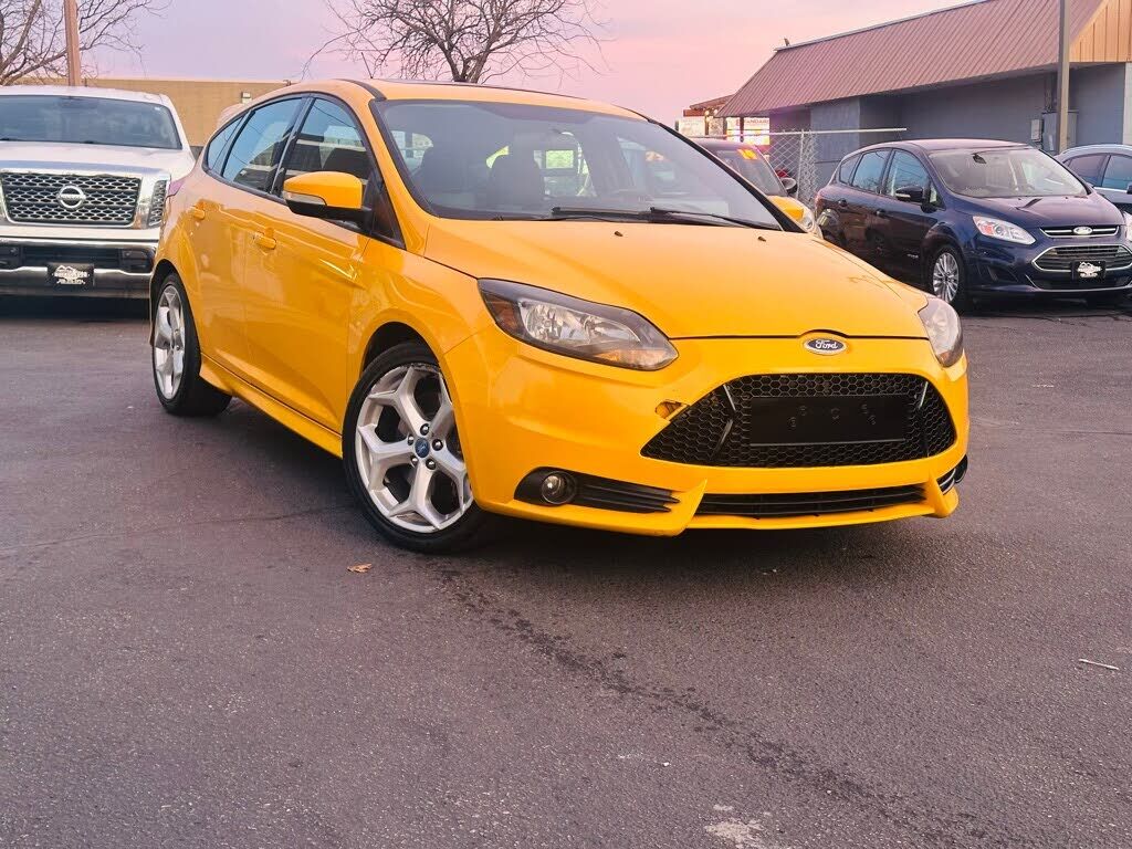 2013 FORD Focus