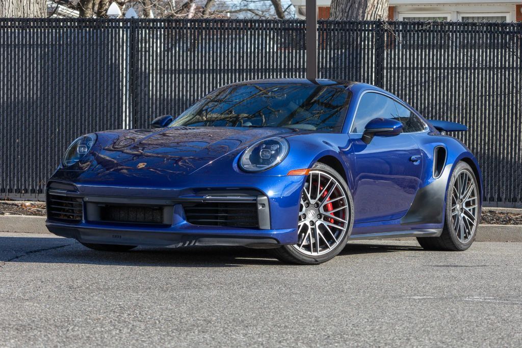2021 PORSCHE 911