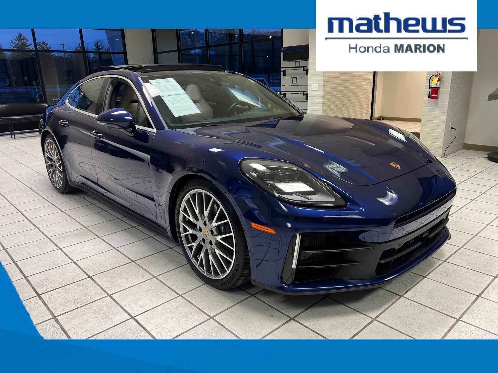 2024 PORSCHE Panamera