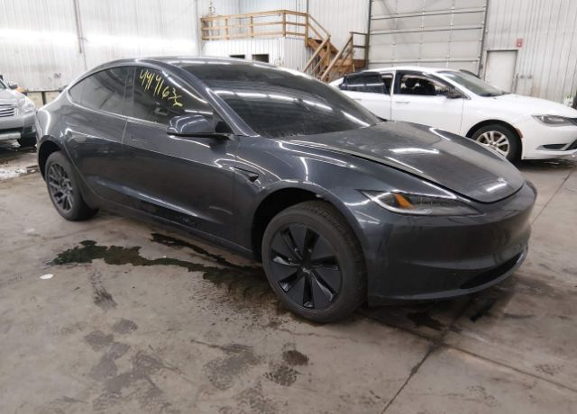 2025 TESLA Model 3