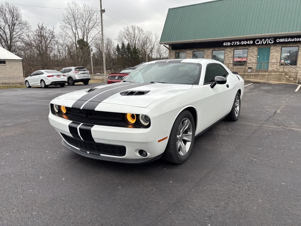 2017 DODGE Challenger