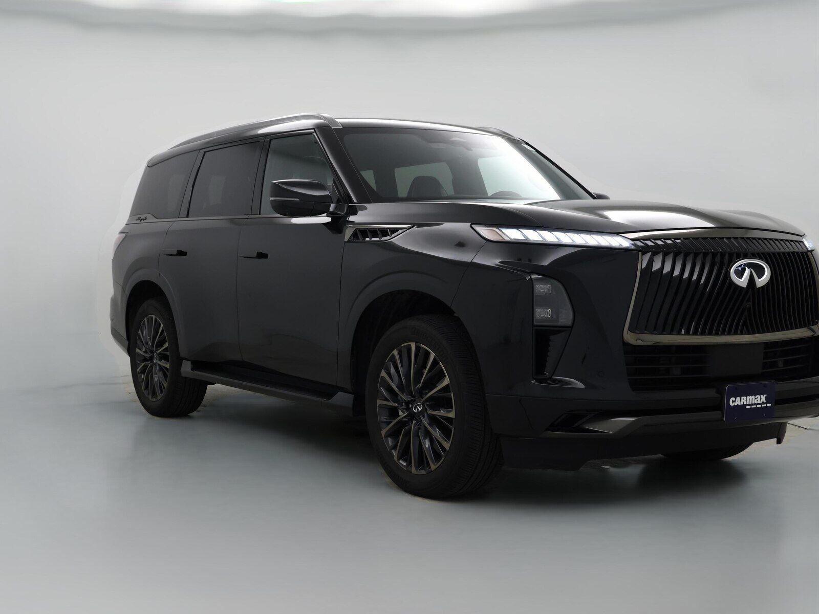 2025 INFINITI QX80