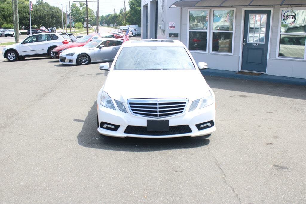 2011 MERCEDES-BENZ E-Class