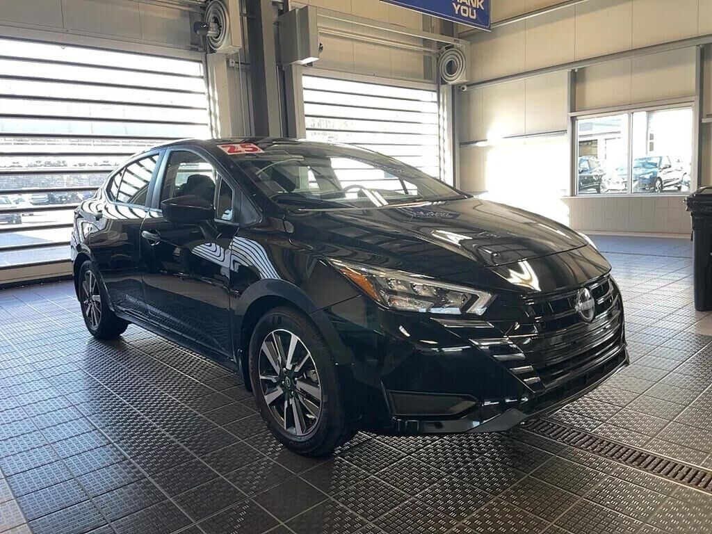 2025 NISSAN Versa