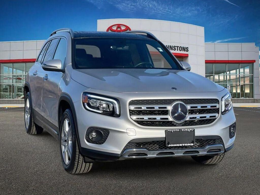 2021 MERCEDES-BENZ GLB-Class