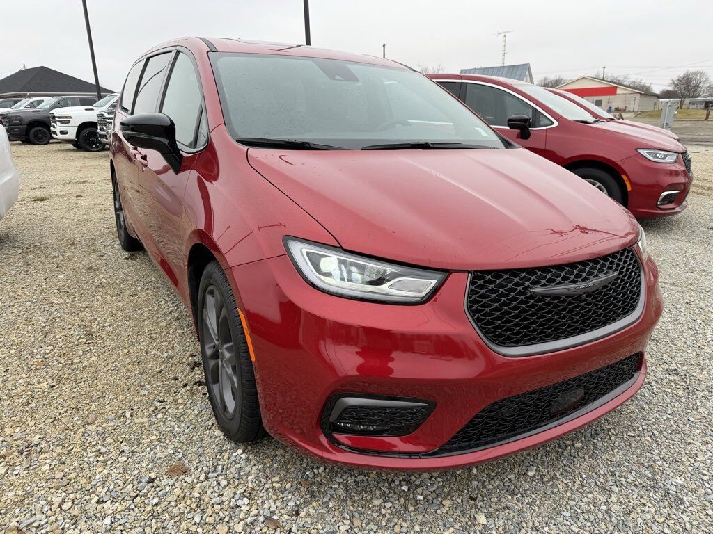 2026 CHRYSLER Pacifica