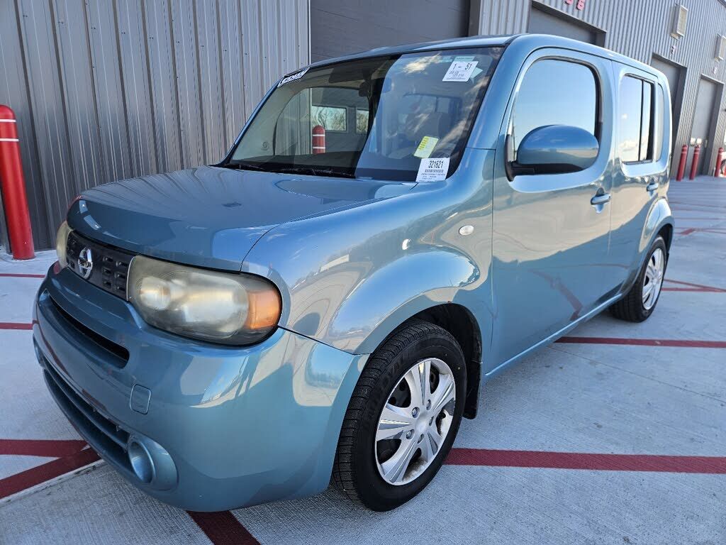 2010 NISSAN Cube