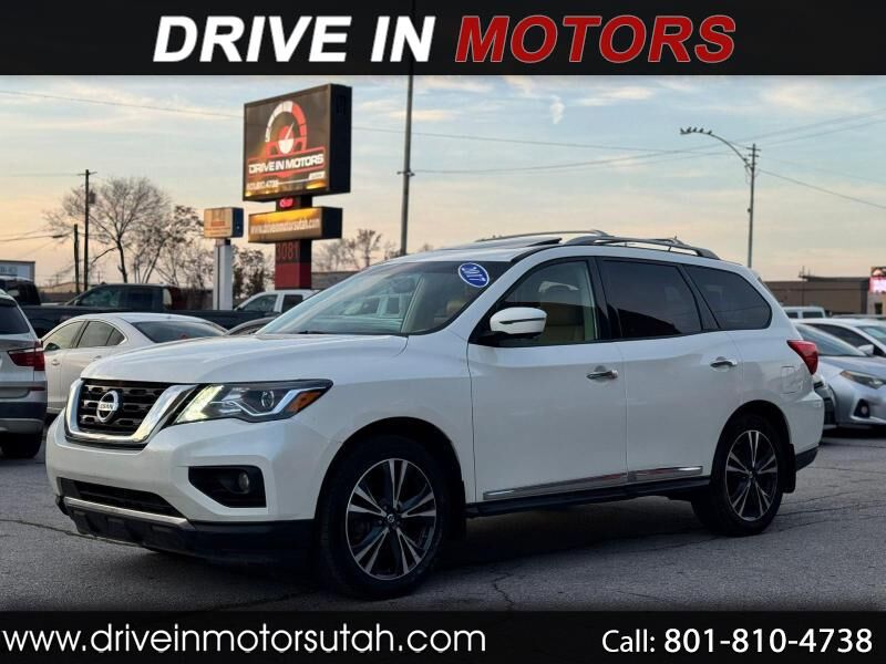 2017 NISSAN Pathfinder