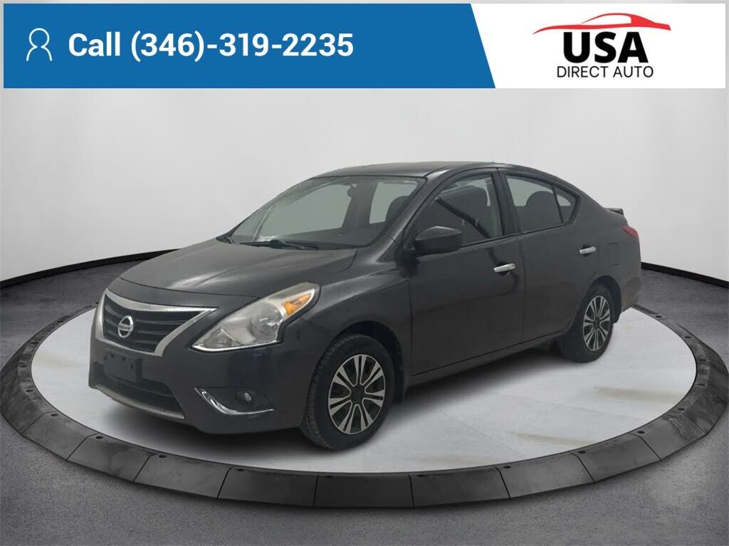 2015 NISSAN Versa