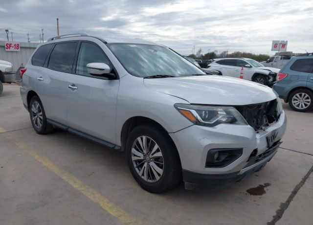 2020 NISSAN Pathfinder