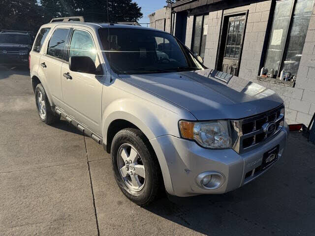 2011 FORD Escape