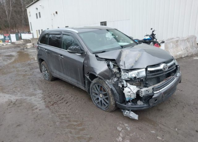 2014 TOYOTA Highlander