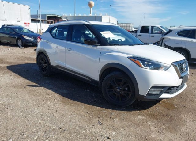 2020 NISSAN Kicks