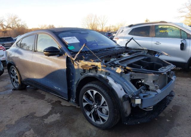 2021 FORD Mach-E