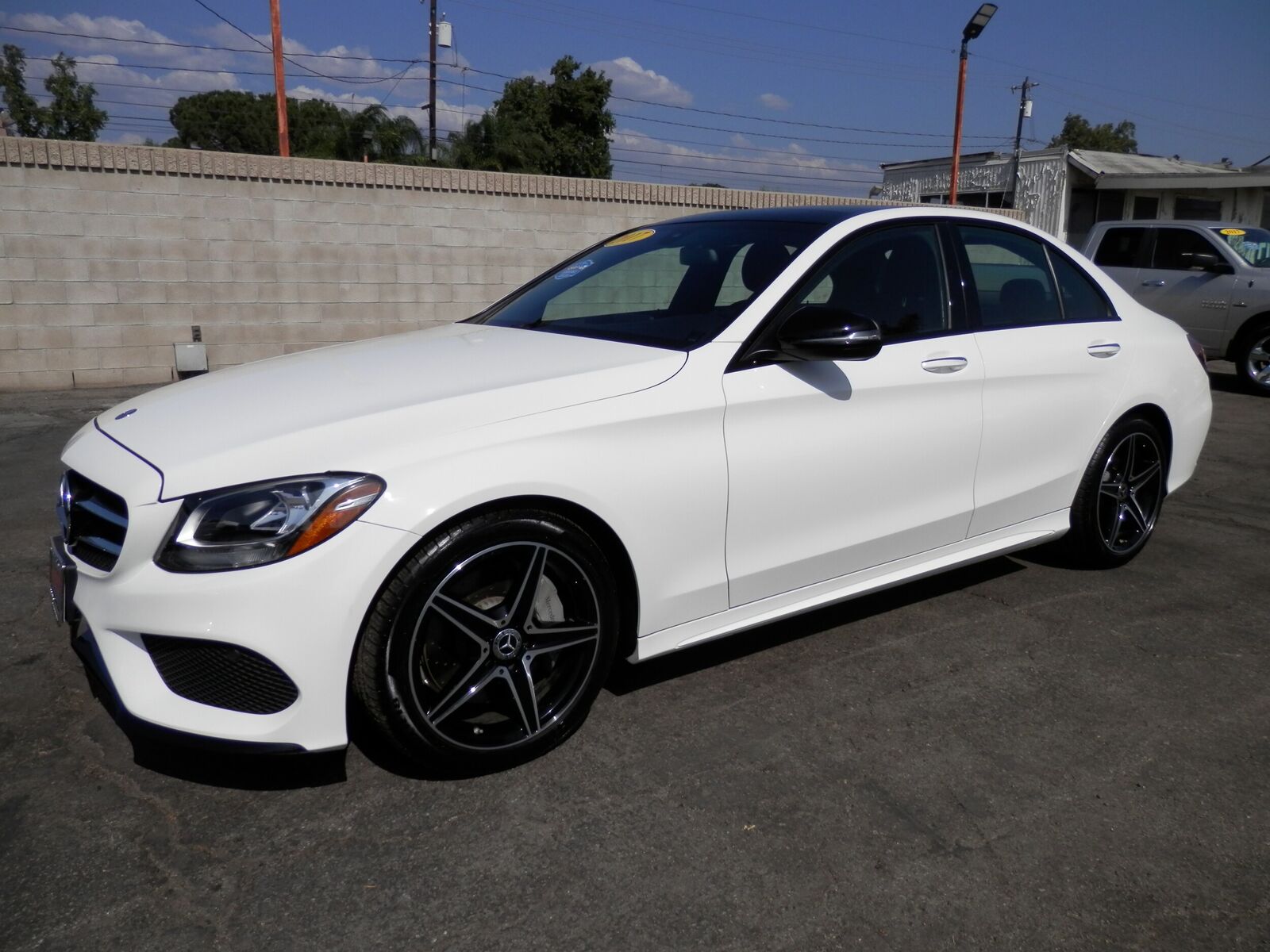 2017 MERCEDES-BENZ C-Class