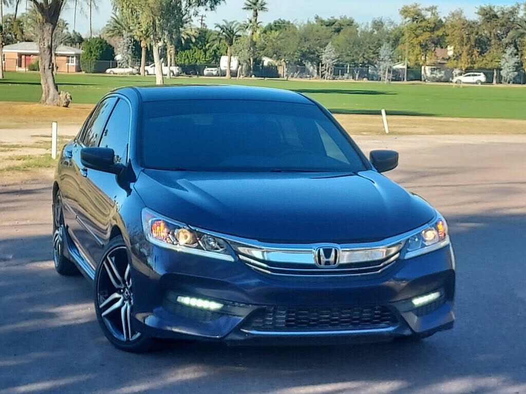 2017 HONDA Accord