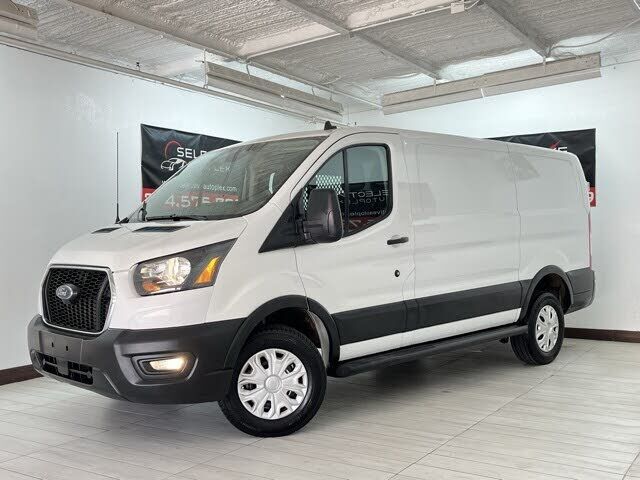 2024 FORD Transit