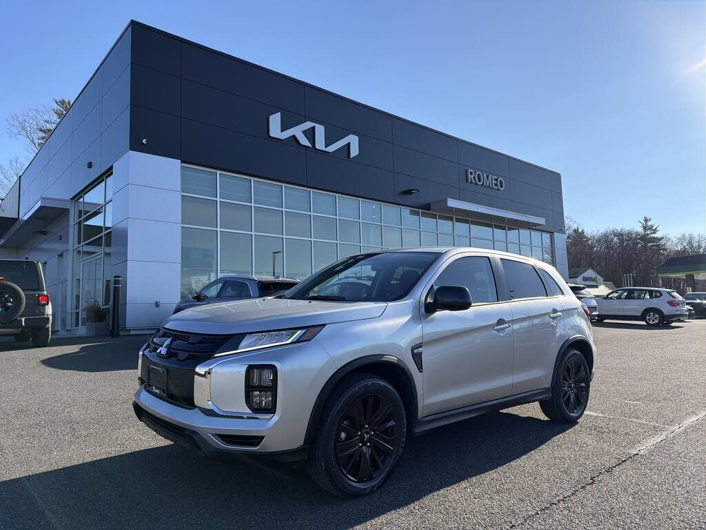 2025 MITSUBISHI Outlander Sport