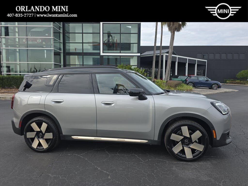 2025 MINI Countryman