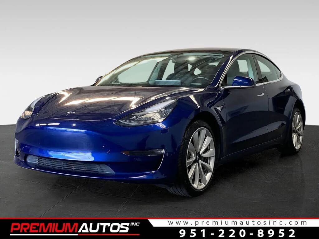 2018 TESLA Model 3