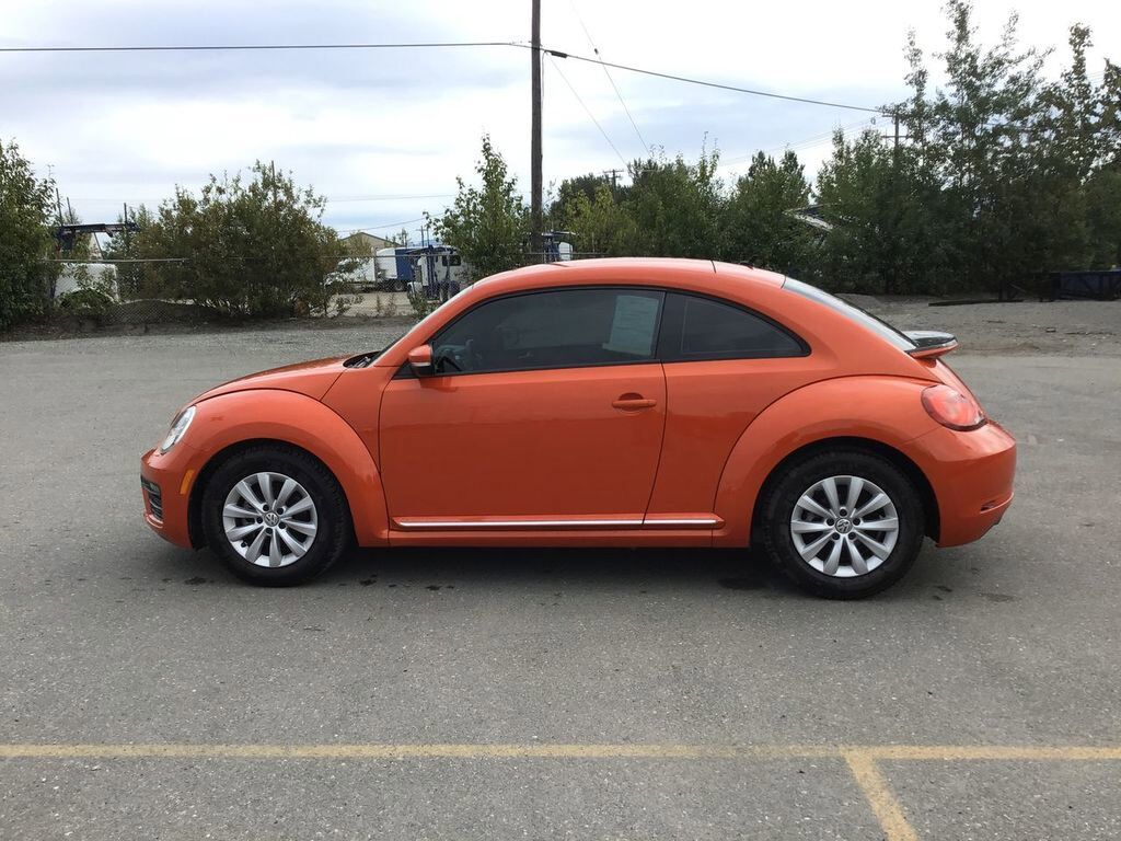 2019 VOLKSWAGEN Beetle