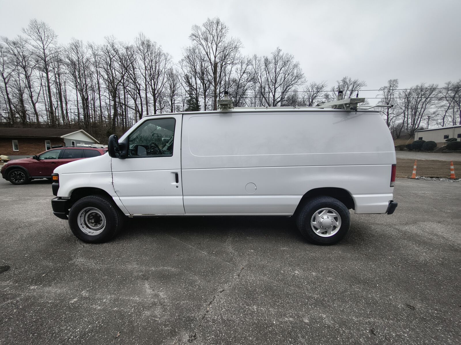 2013 FORD E-250