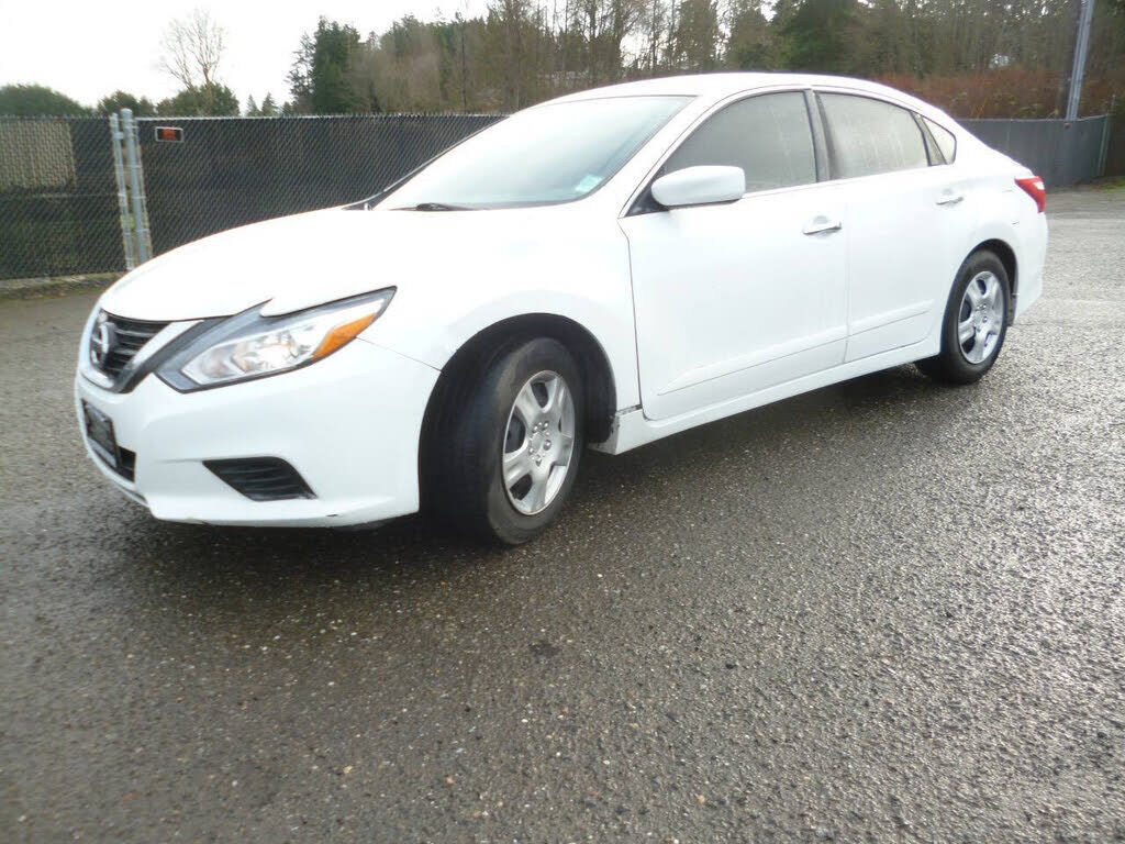 2016 NISSAN Altima