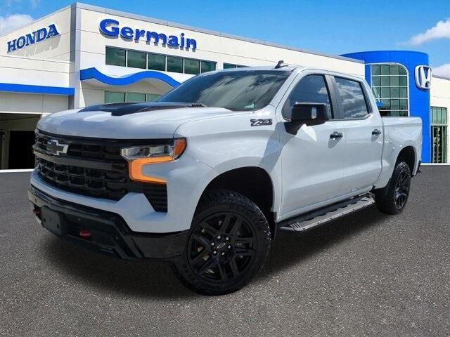 2024 CHEVROLET Silverado