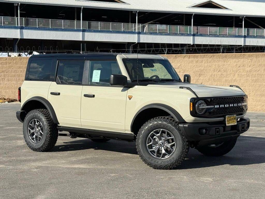 2025 FORD Bronco
