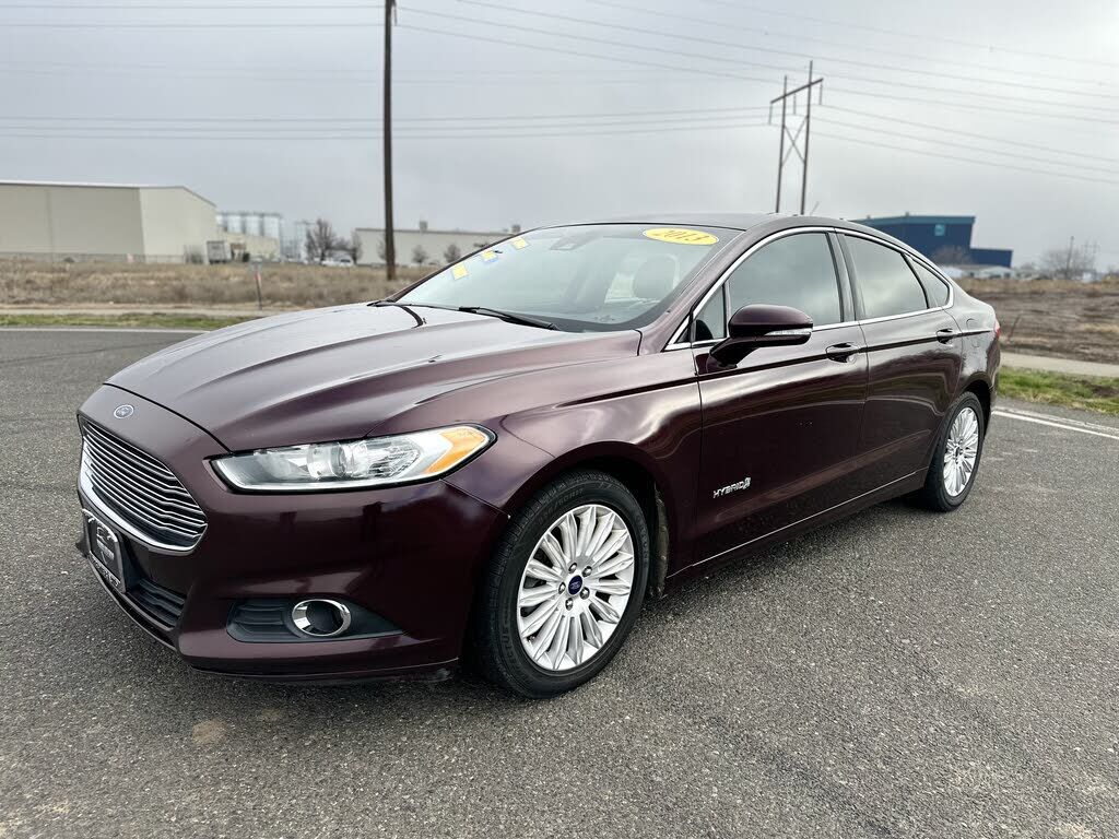 2013 FORD Fusion