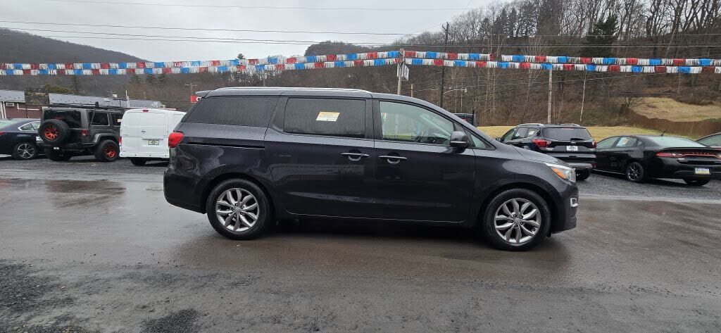2019 KIA Sedona