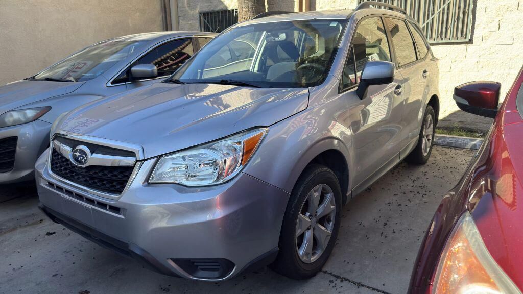2016 SUBARU Forester