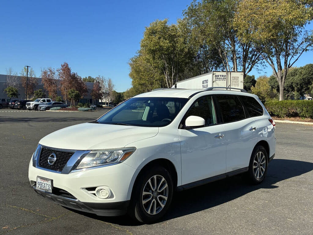 2016 NISSAN Pathfinder