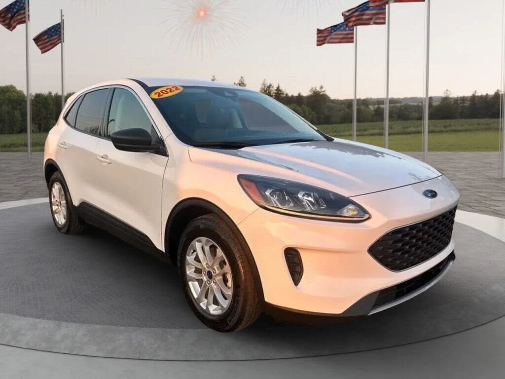 2022 FORD Escape