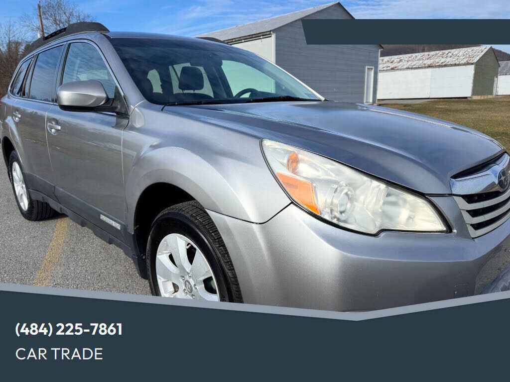 2011 SUBARU Outback