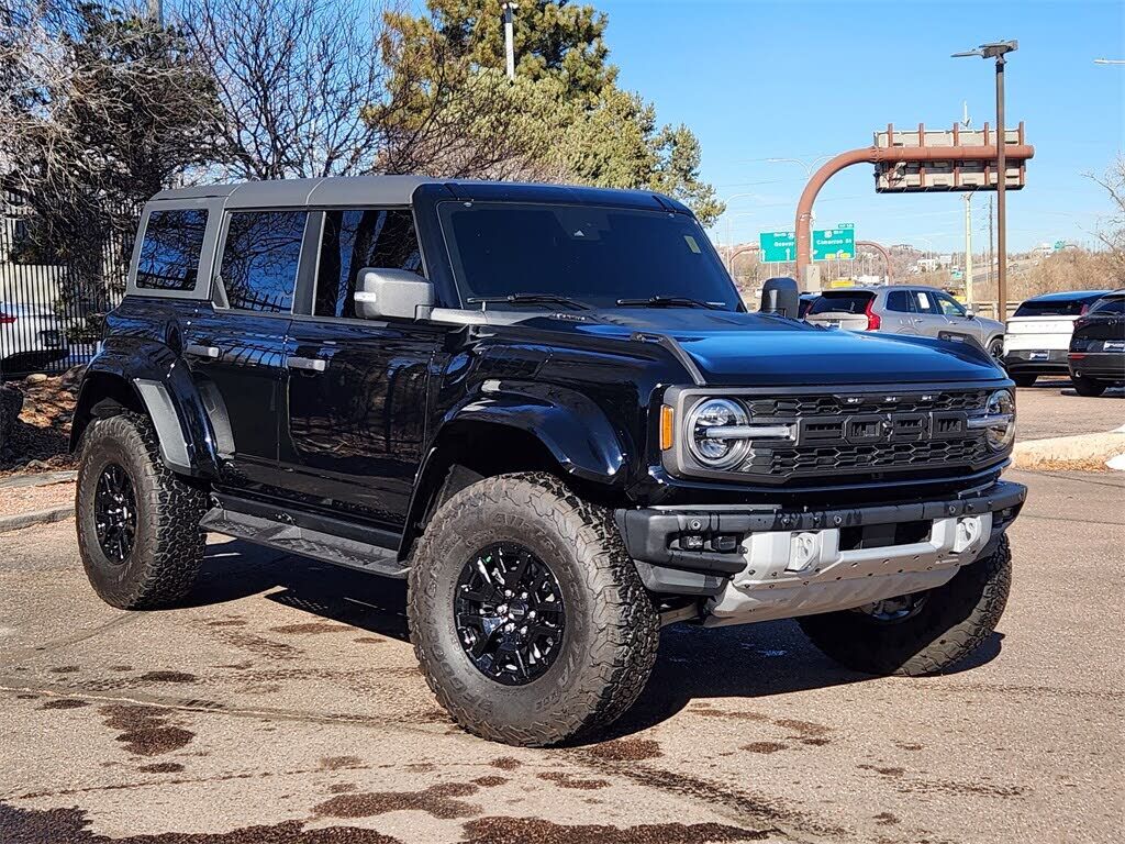 2024 FORD Bronco