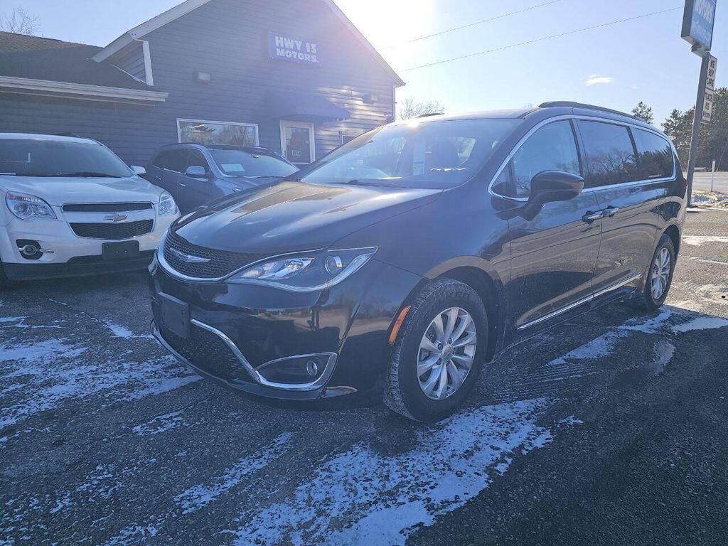 2017 CHRYSLER Pacifica