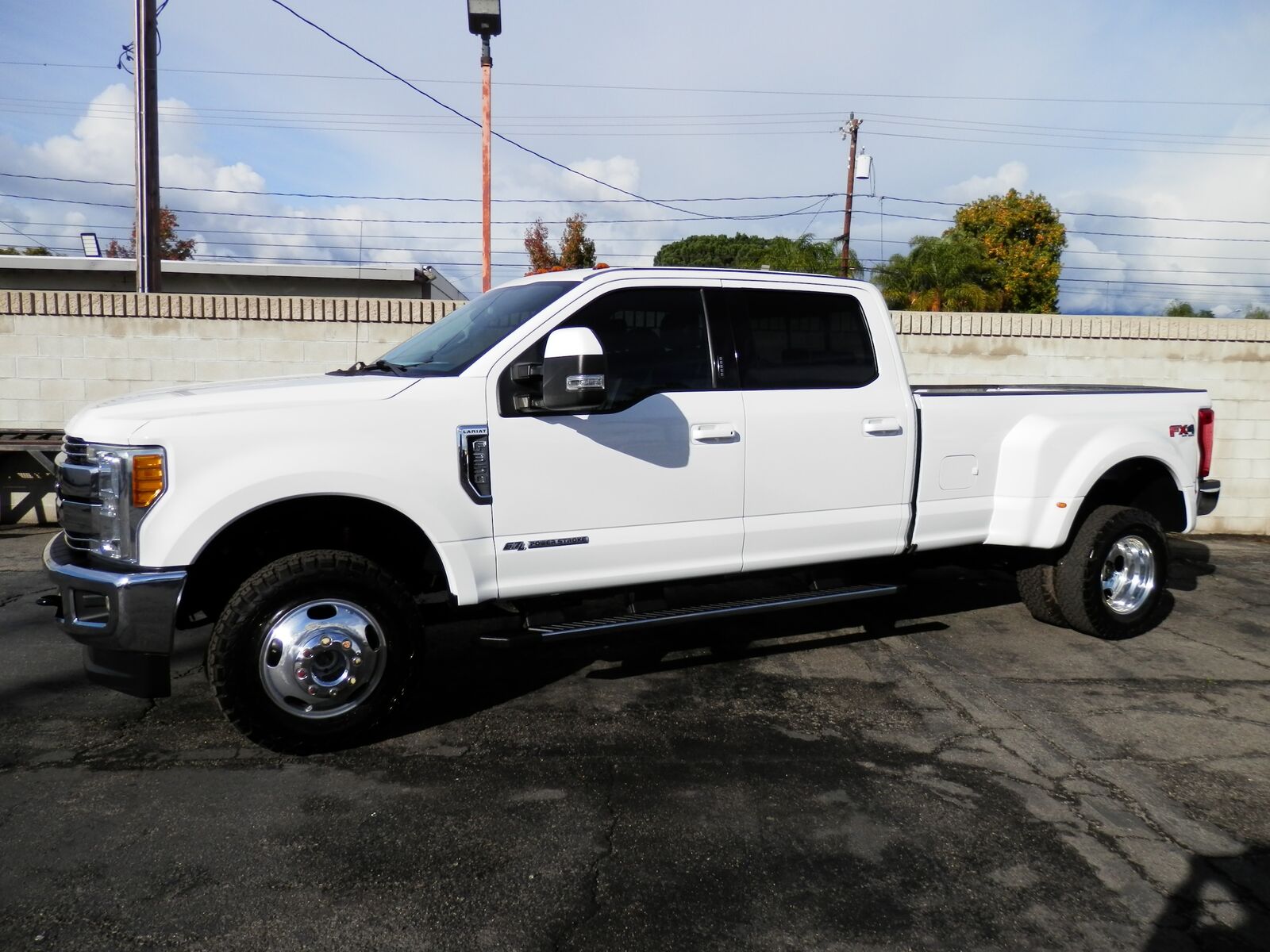2017 FORD F-350